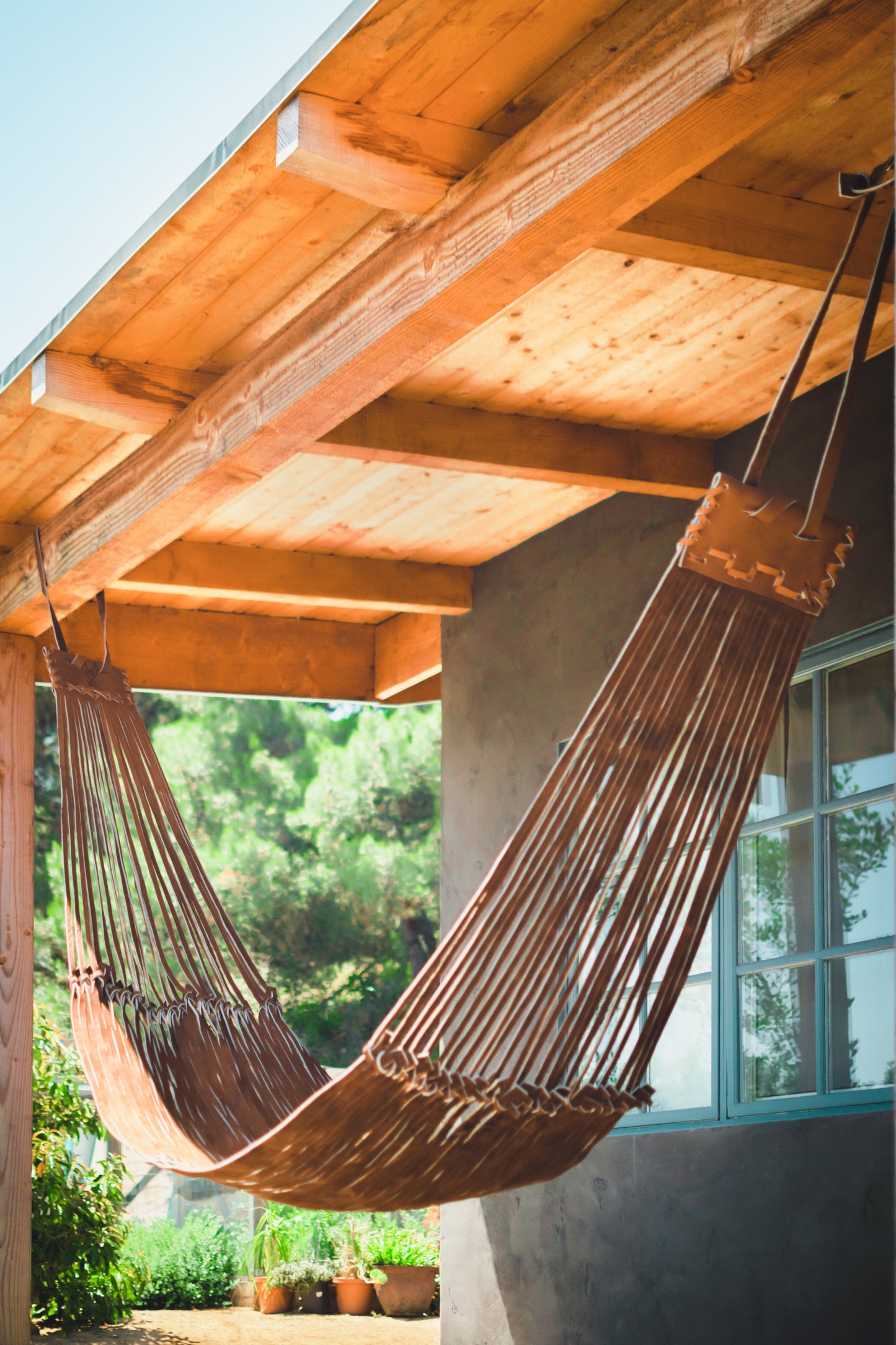 Santaluz Leather Weave Hammock
