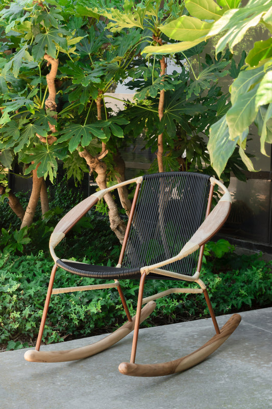 Solido Rocking Chair